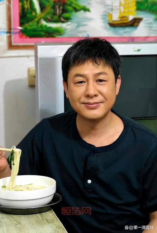 8000元一张！张颂文签名照为何成黄牛热卖商品？