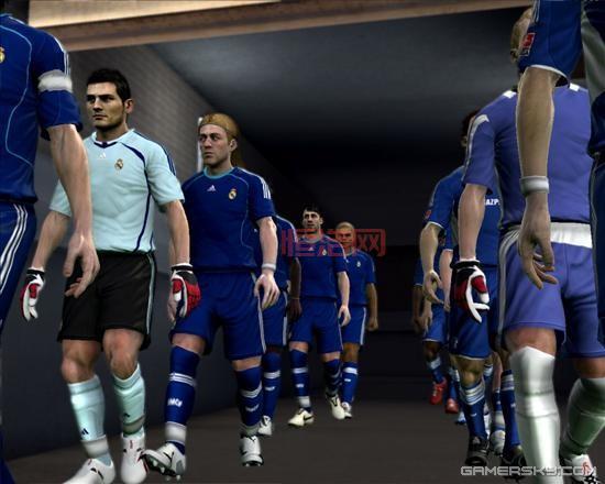 FIFA 09试玩感受：经典与创新的完美结合