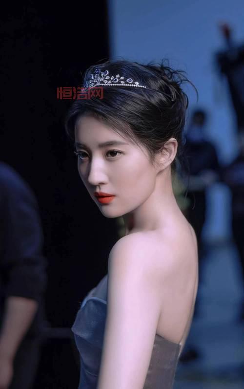 中国最美女演员是谁？从刘亦菲到迪丽热巴的颜值对比