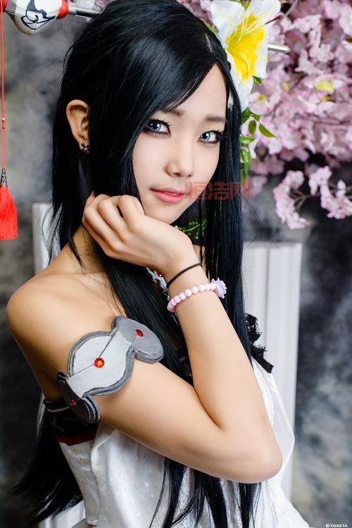 剑灵南素柔：落难公主的绝美与悲剧
