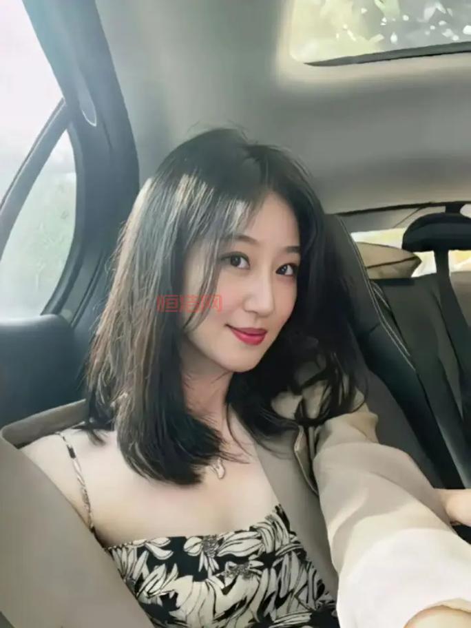 探索照妖镜：发现照片背后的神秘世界