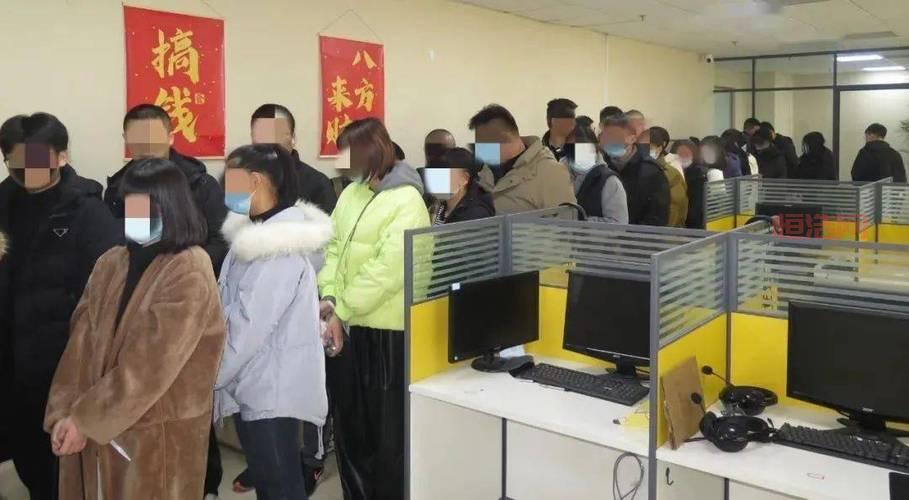 犯罪大师毁容抛尸案最新案件，五位嫌疑人身份曝光！