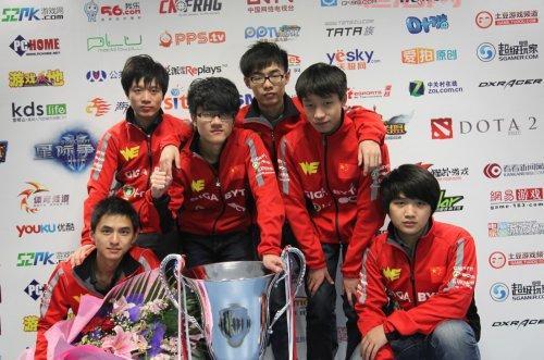 回顾WE夺得IPL5冠军：见证英雄联盟史上辉煌一刻