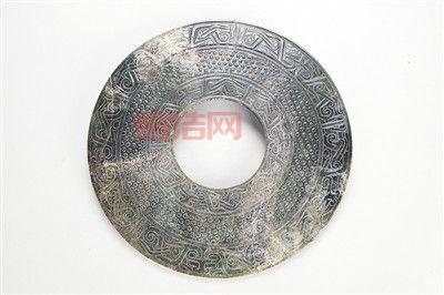 五神器之谜：解读伏羲琴、神农鼎等传世珍宝