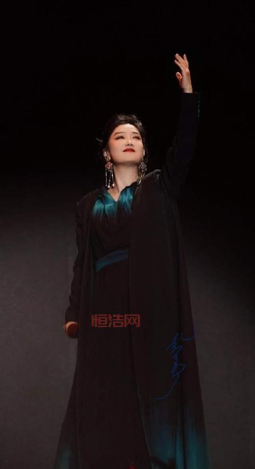 折翼天使：残缺身体却成千万富豪，传奇人生揭秘