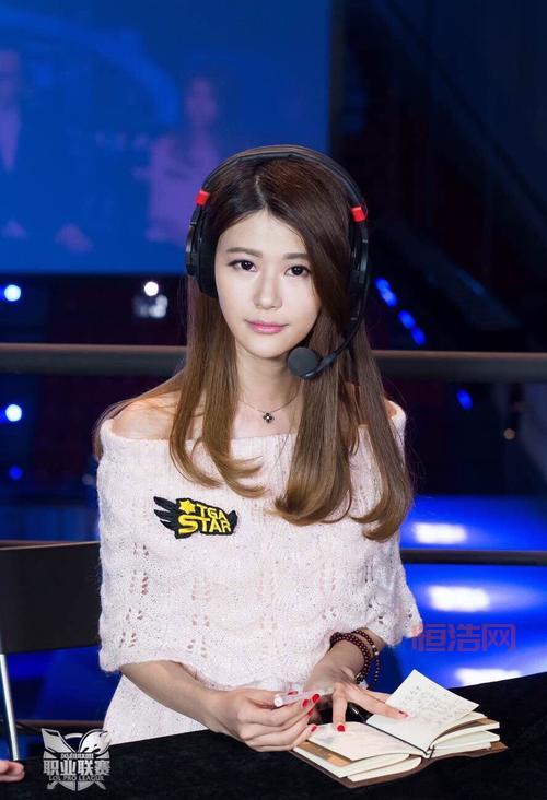 wcg2012cf总决赛谁解说？（当年的解说阵容）