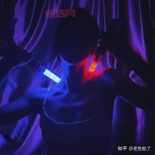十四分钟光剑变身是真的吗？看完这个你就懂了！